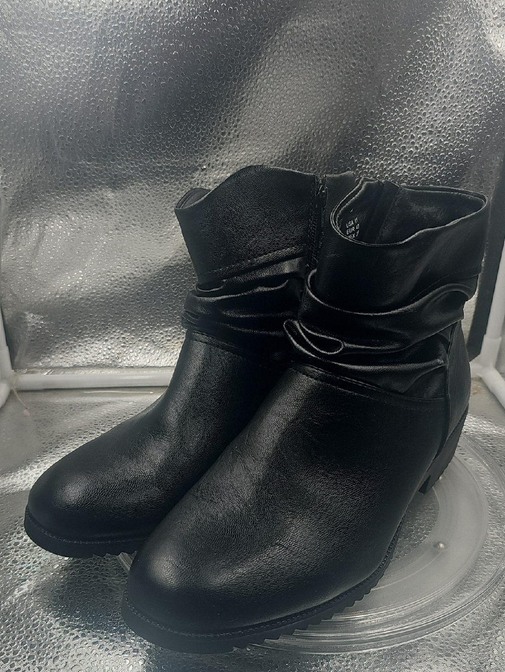 O Black 1 Inch Heel sz 11
